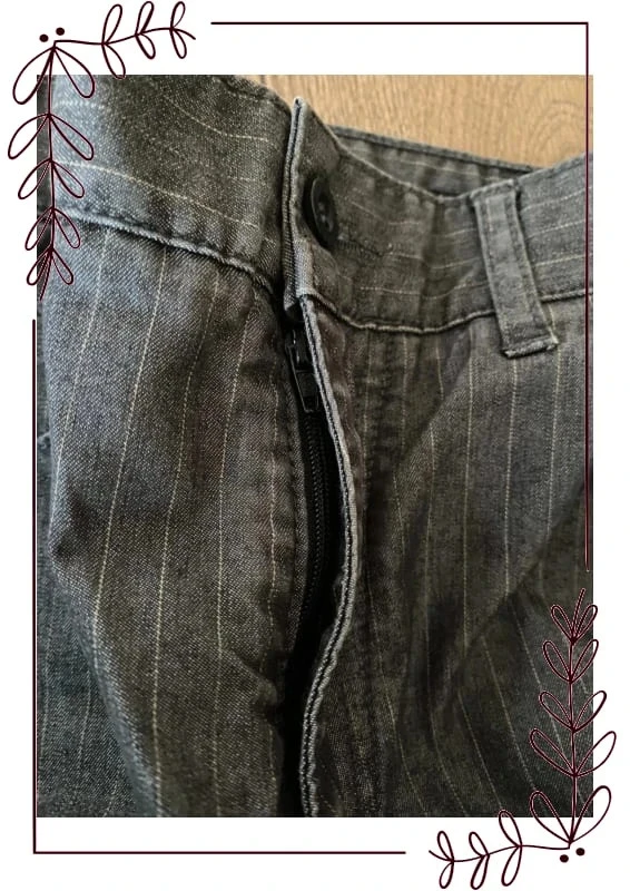 Dark grey straight-leg trousers with fine stripes JULES Size 44, excellent condition – photo 11